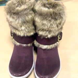 Bzees 6.5 woman’s booties